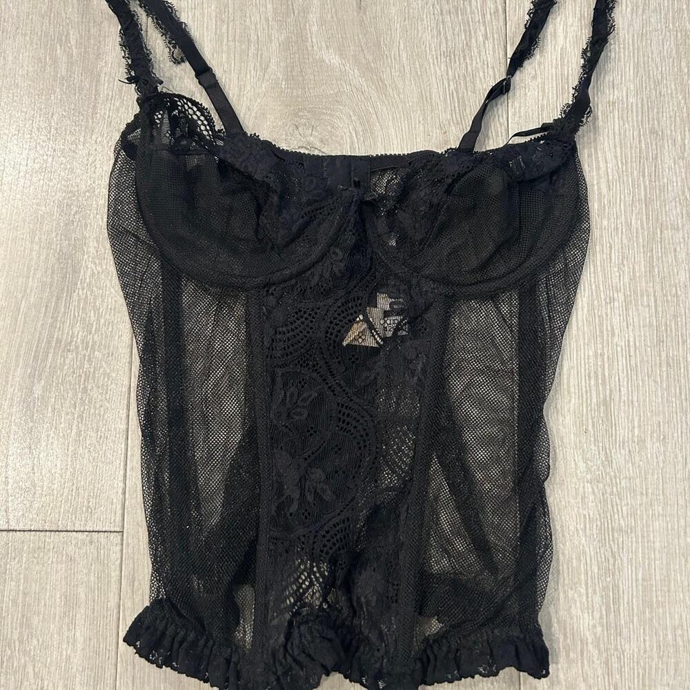 Victoria’s Secret gold label black mesh corset. Size 36B